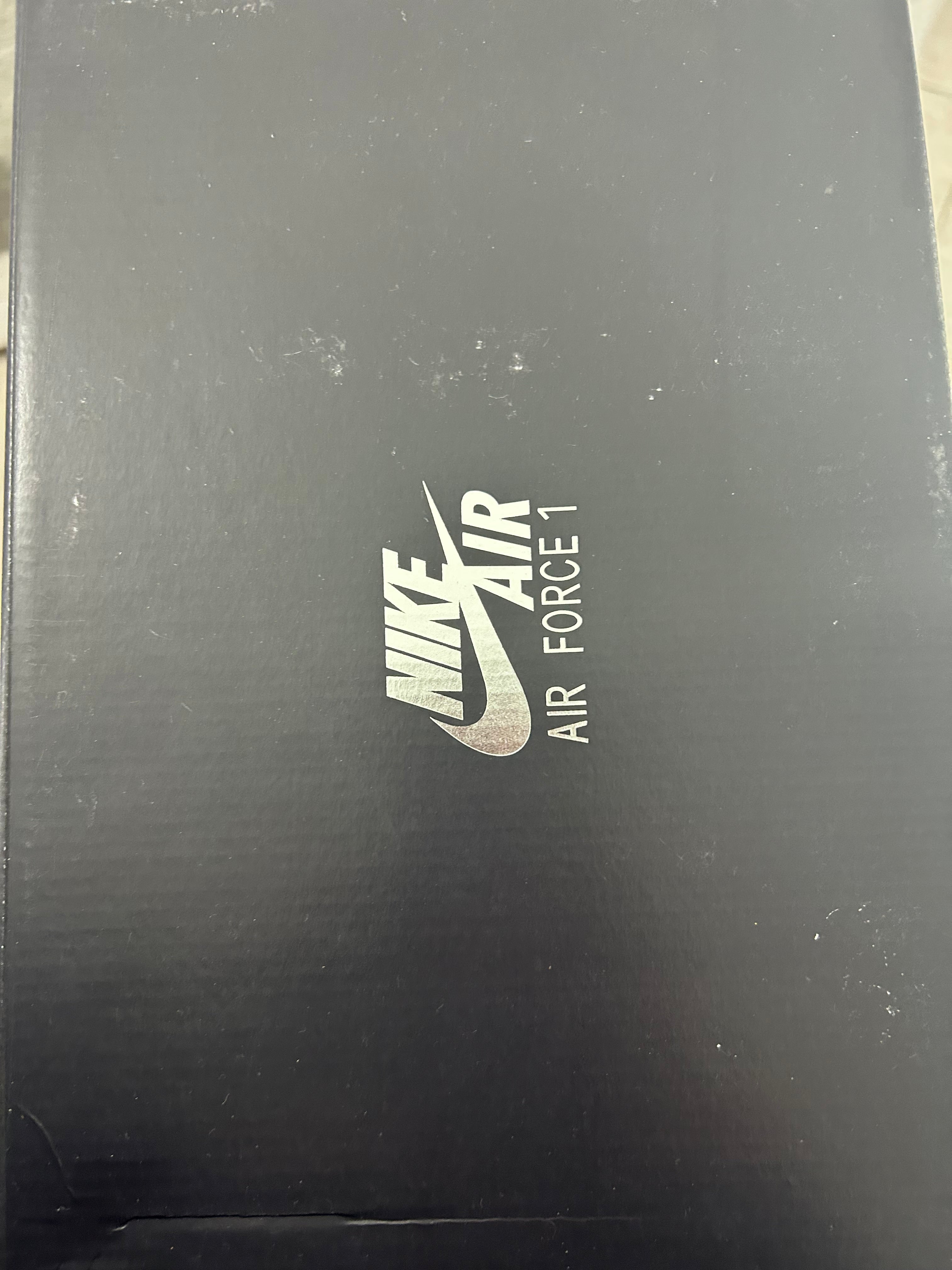 Nike Air Force 1 “07 FLYEASE